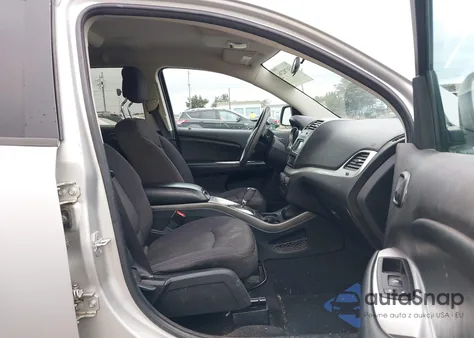 2013 Dodge Journey Sxt z USA, uszkodzony, nr VIN 3C4PDDBG9DT631665